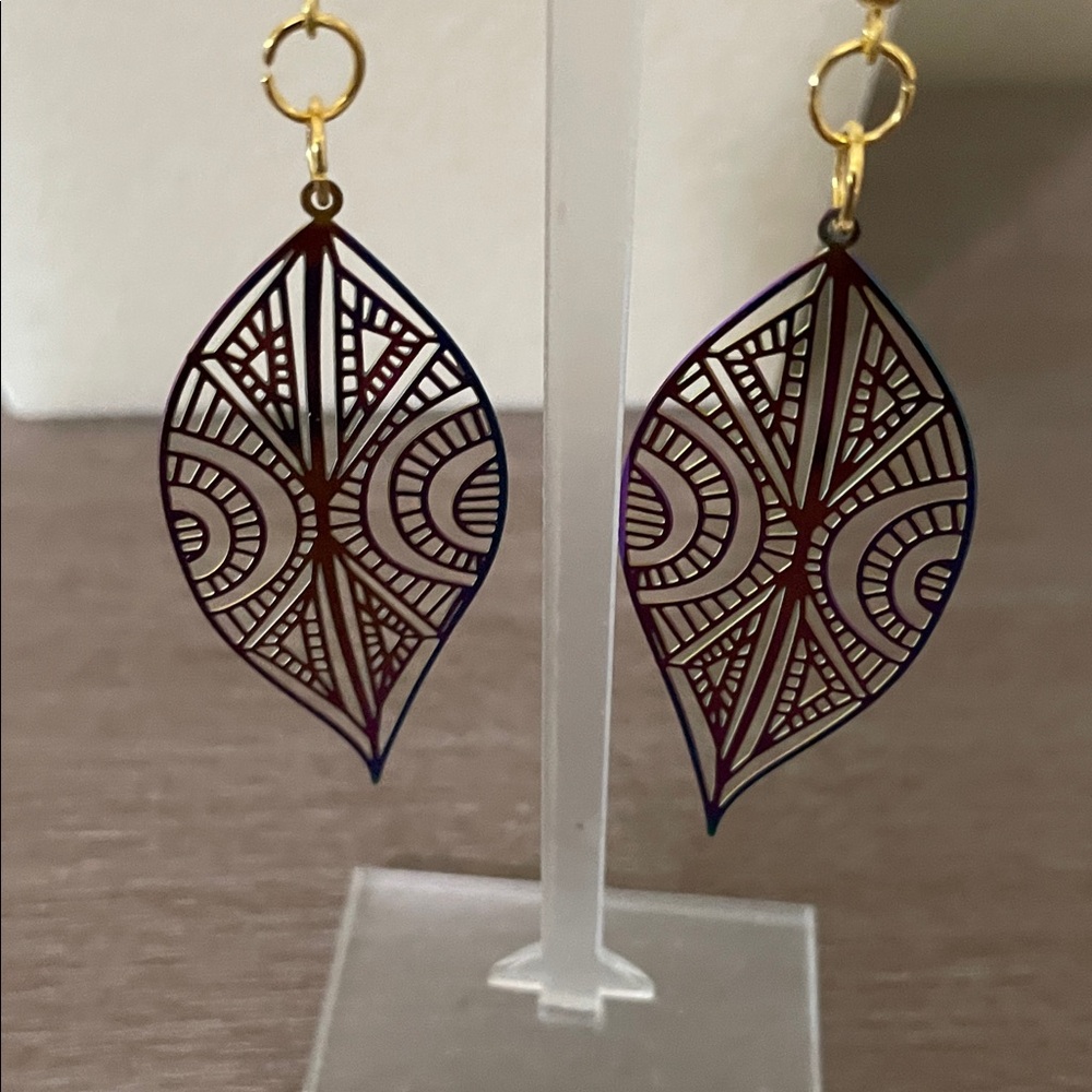 Intricate Purple Leaf Filigree Drop Earrings with Gold Hooks